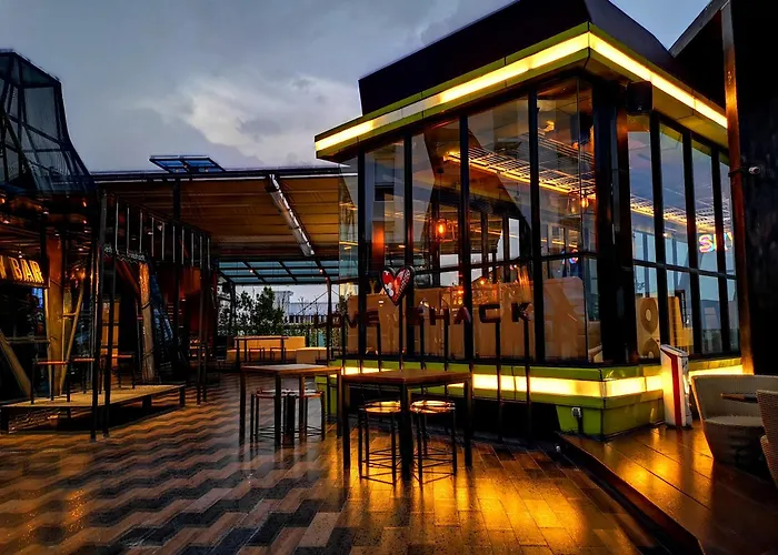 MaxOneHotel Tidar Surabaya
